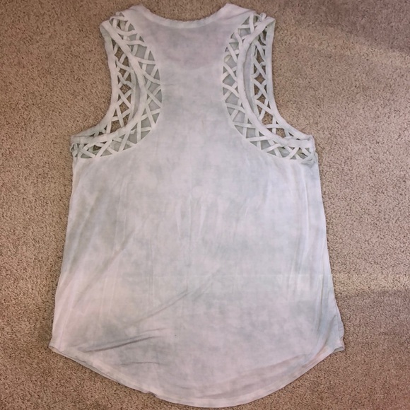 Tank - Picture 3 of 3